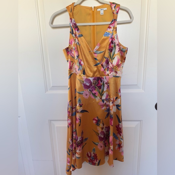 EUC Bar III Womens Asymmetrical Fit & Flare Dress - size 0 - Picture 6 of 7